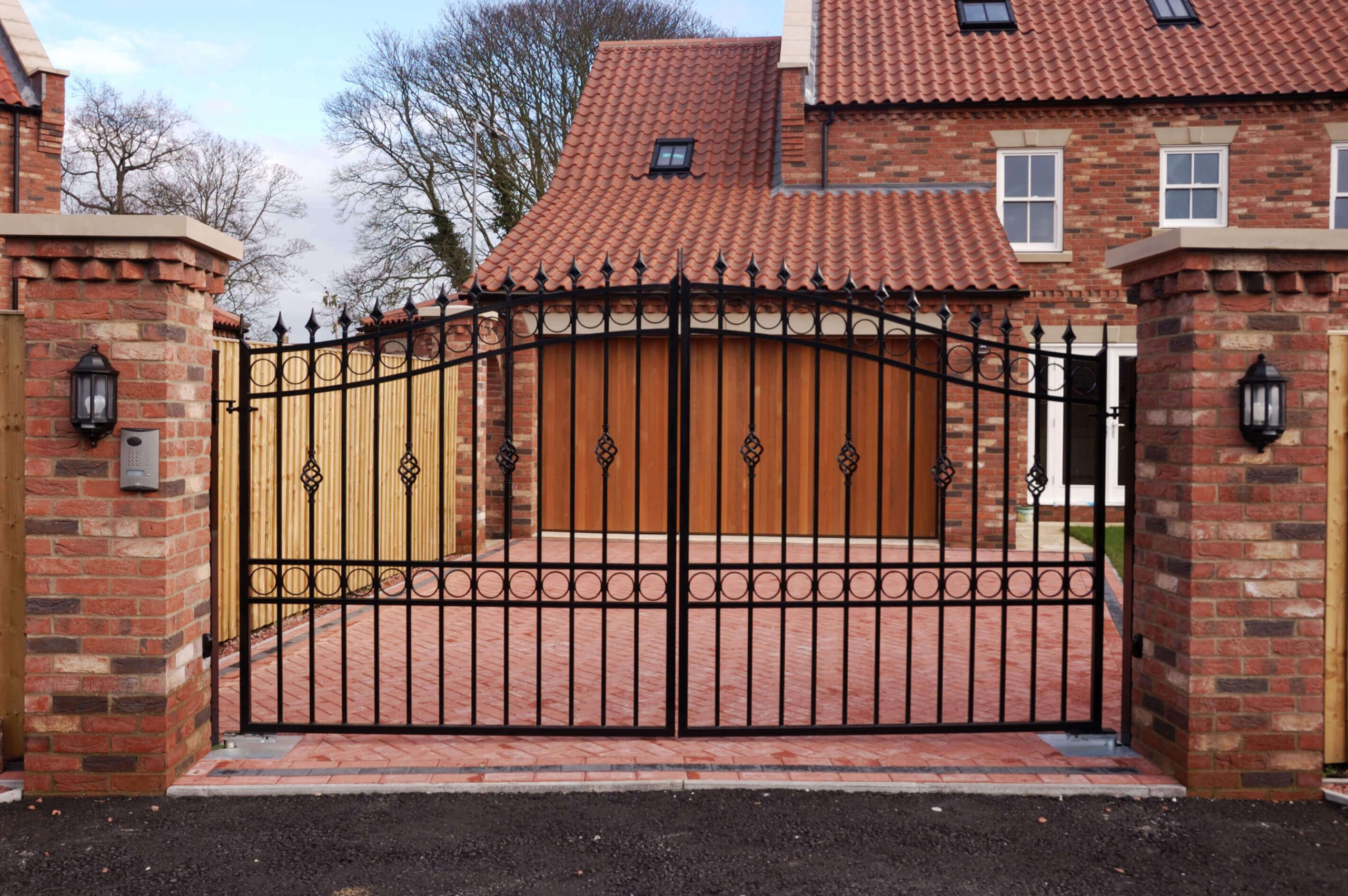 Metal Gate Installation Sutton SM1/SM2